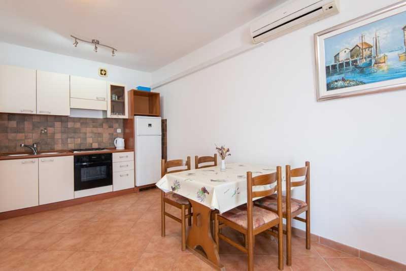 Apartmani Dubravko Putniković 外观 照片