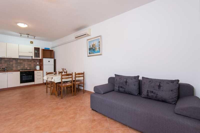 Apartmani Dubravko Putniković 外观 照片